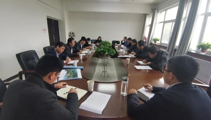 甘肃建投生态建设领导考察黄河流域平凉市林草生态扶贫建设项目